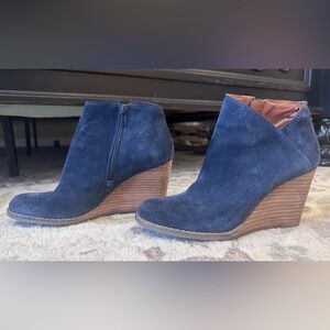 Lucky Brand Navy Suede Wedge Boots